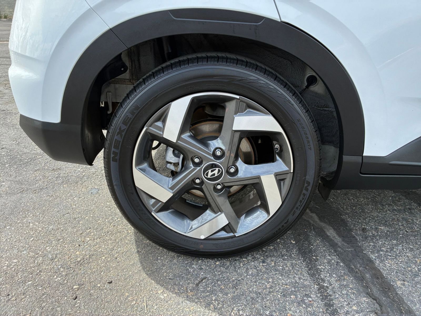 Thumbnail: 2025 Hyundai Venue - 31