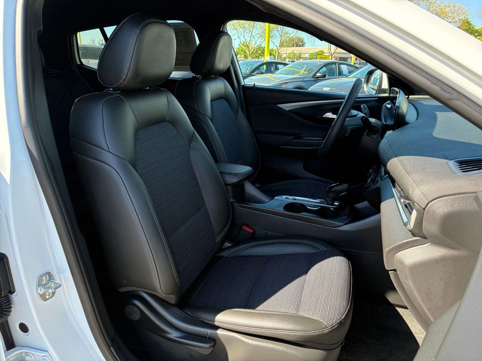 Thumbnail: 2025 Buick Envista - 35