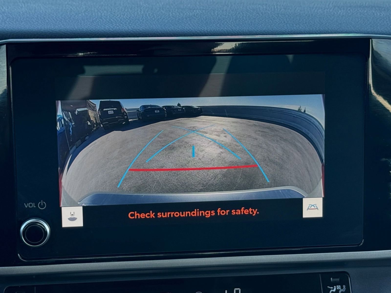 Thumbnail: 2025 Toyota Camry - 17