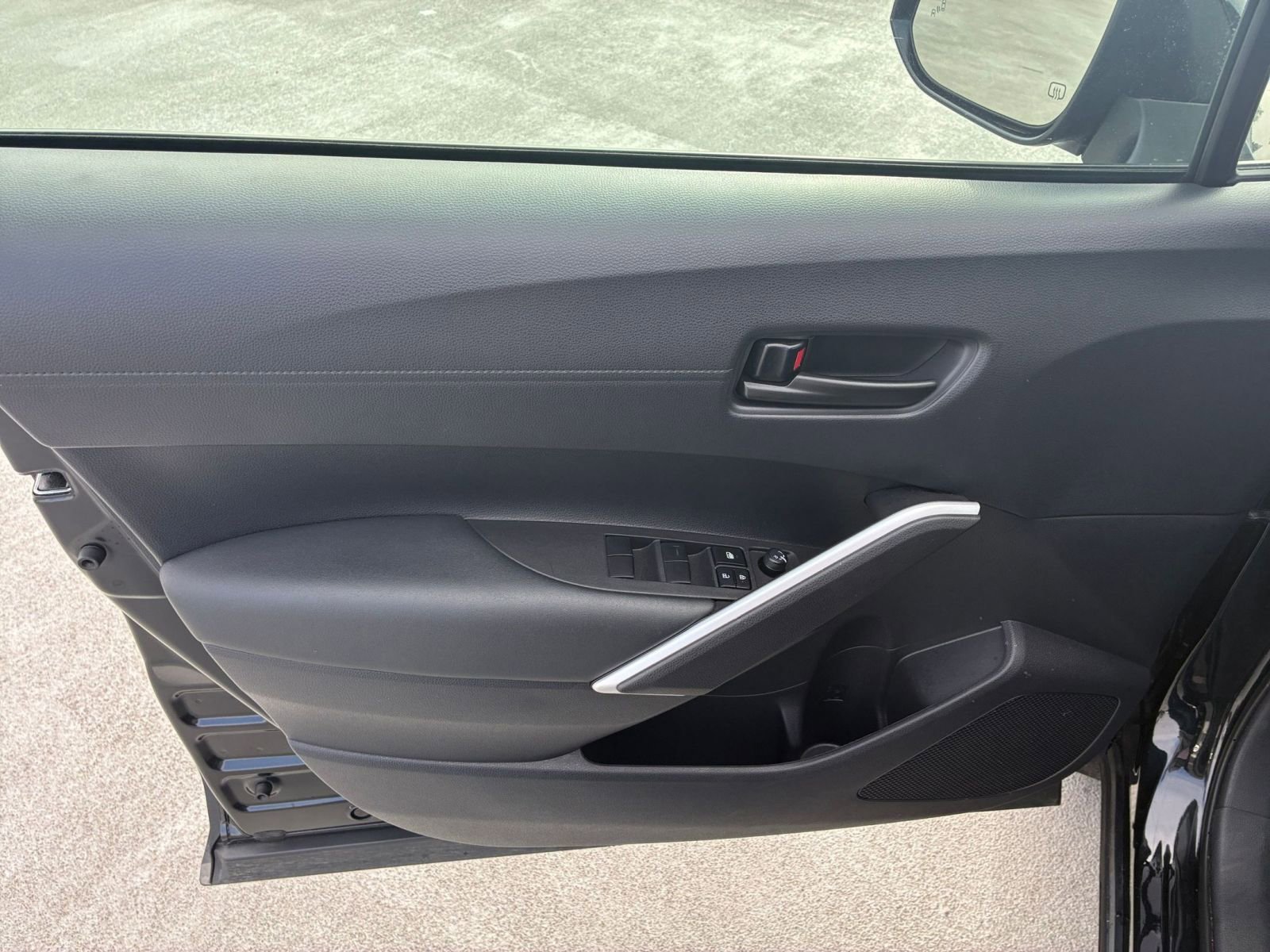 Thumbnail: 2025 Toyota Corolla Cross - 20