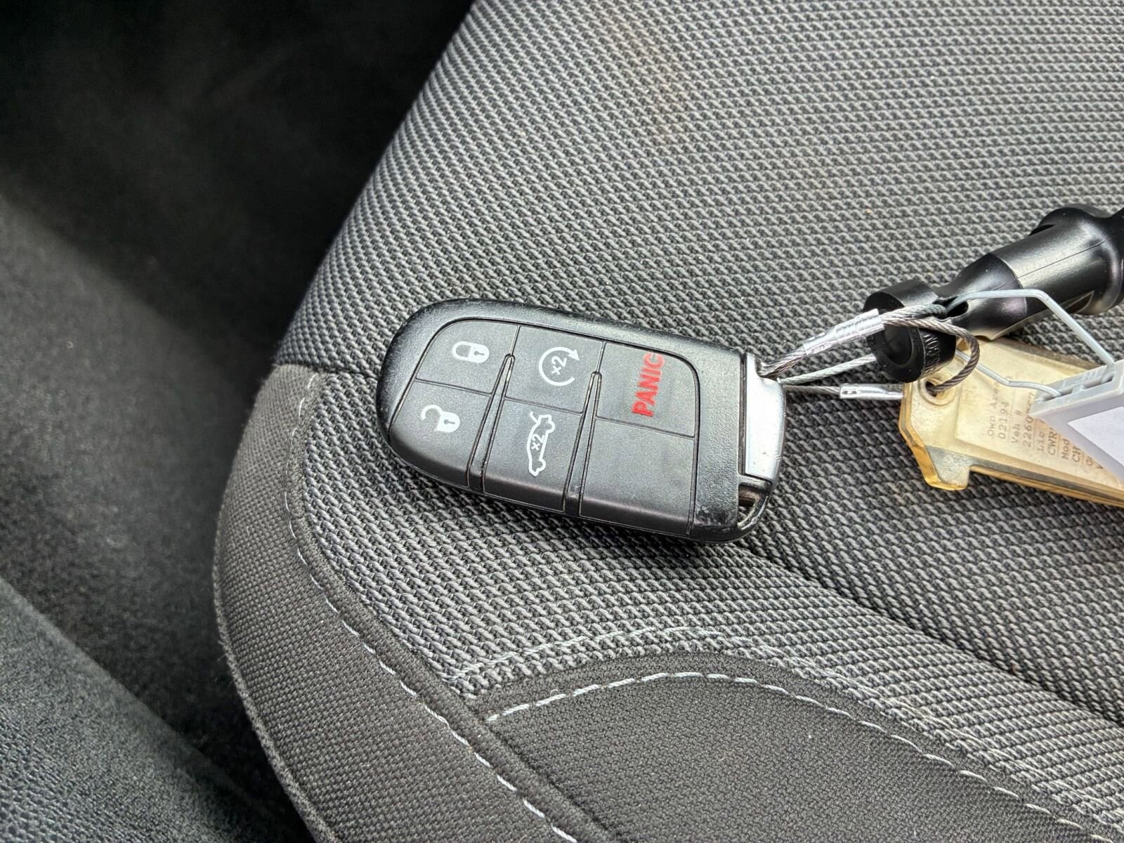 Thumbnail: 2022 Dodge Charger - 22