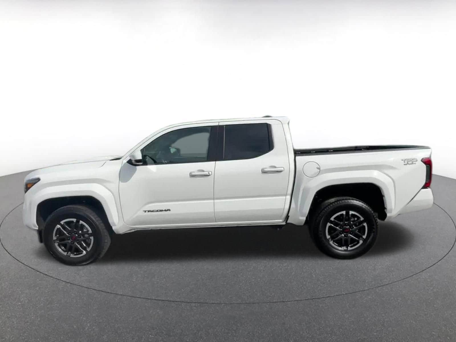 Thumbnail: 2024 Toyota Tacoma - 9