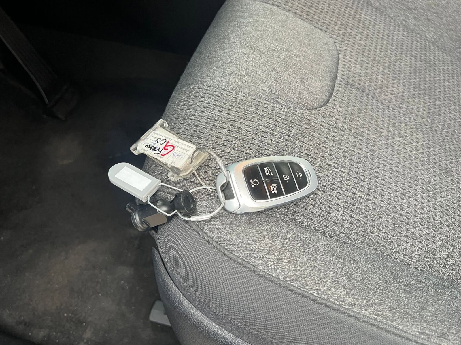 Thumbnail: 2023 Hyundai Santa Fe - 22