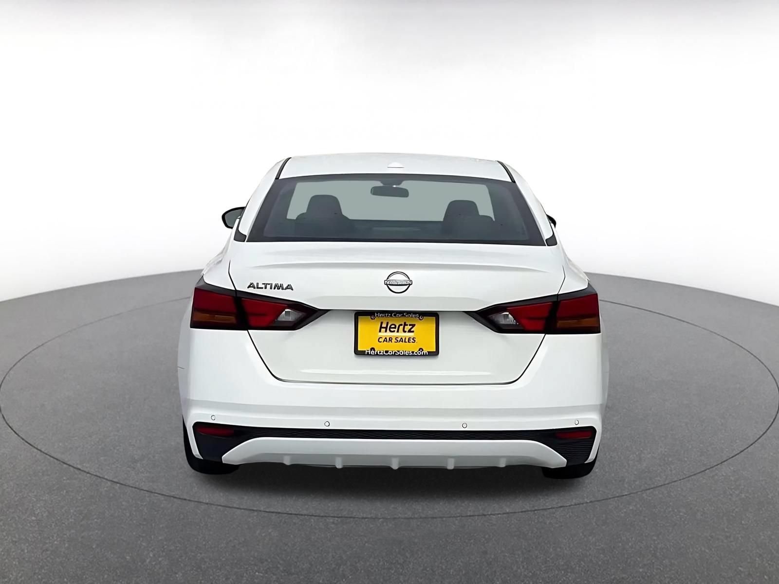 Thumbnail: 2025 Nissan Altima - 12