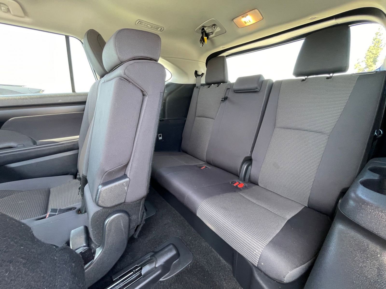 Thumbnail: 2025 Toyota Highlander - 30