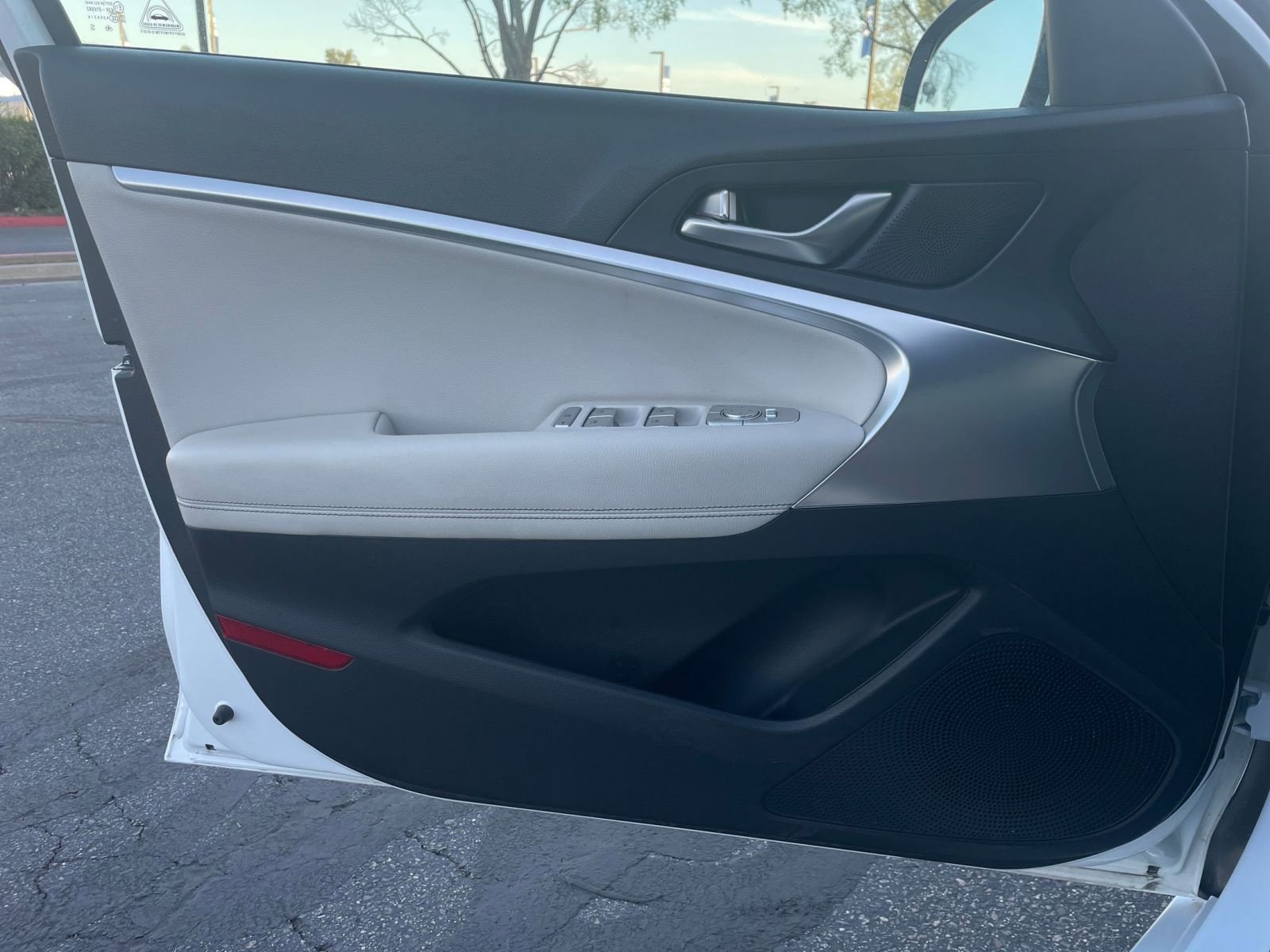 Thumbnail: 2025 Genesis G70 - 18