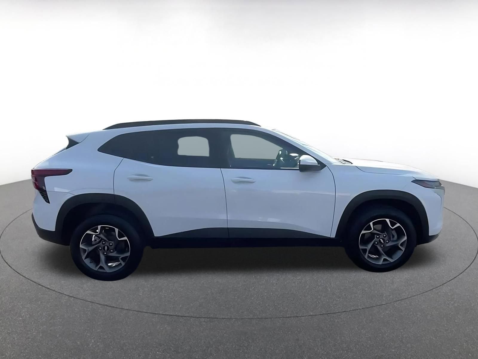 Thumbnail: 2025 Chevrolet Trax - 16