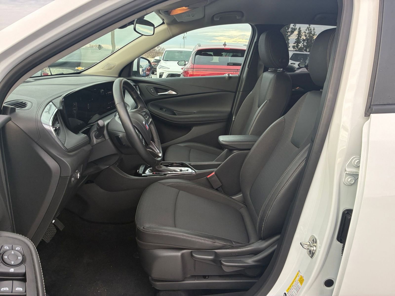 Thumbnail: 2025 Buick Encore GX - 24