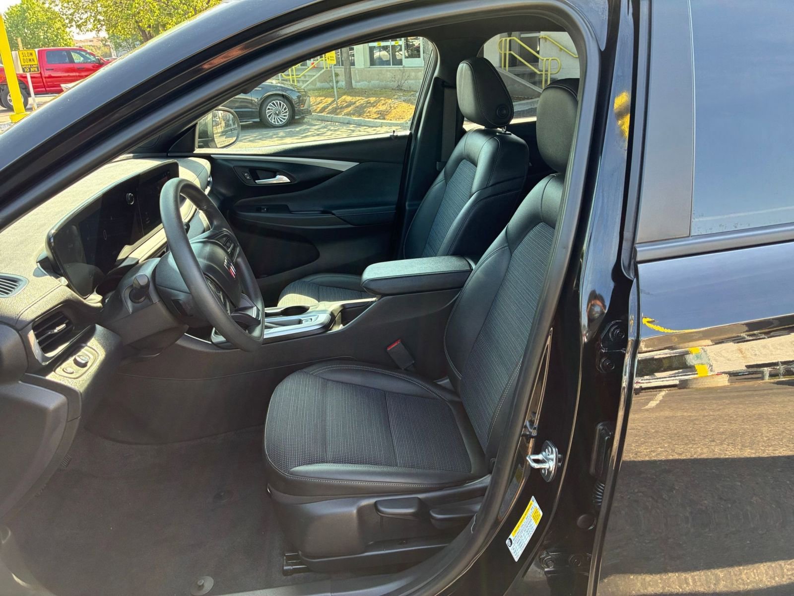 Thumbnail: 2025 Buick Envista - 27