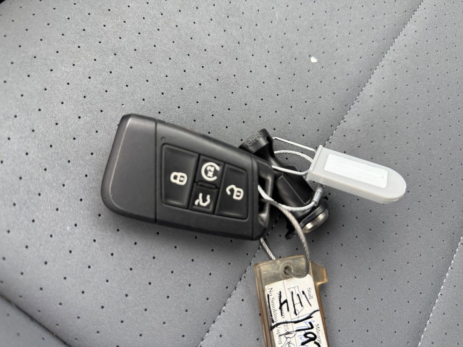 Thumbnail: 2025 Volkswagen Jetta - 22