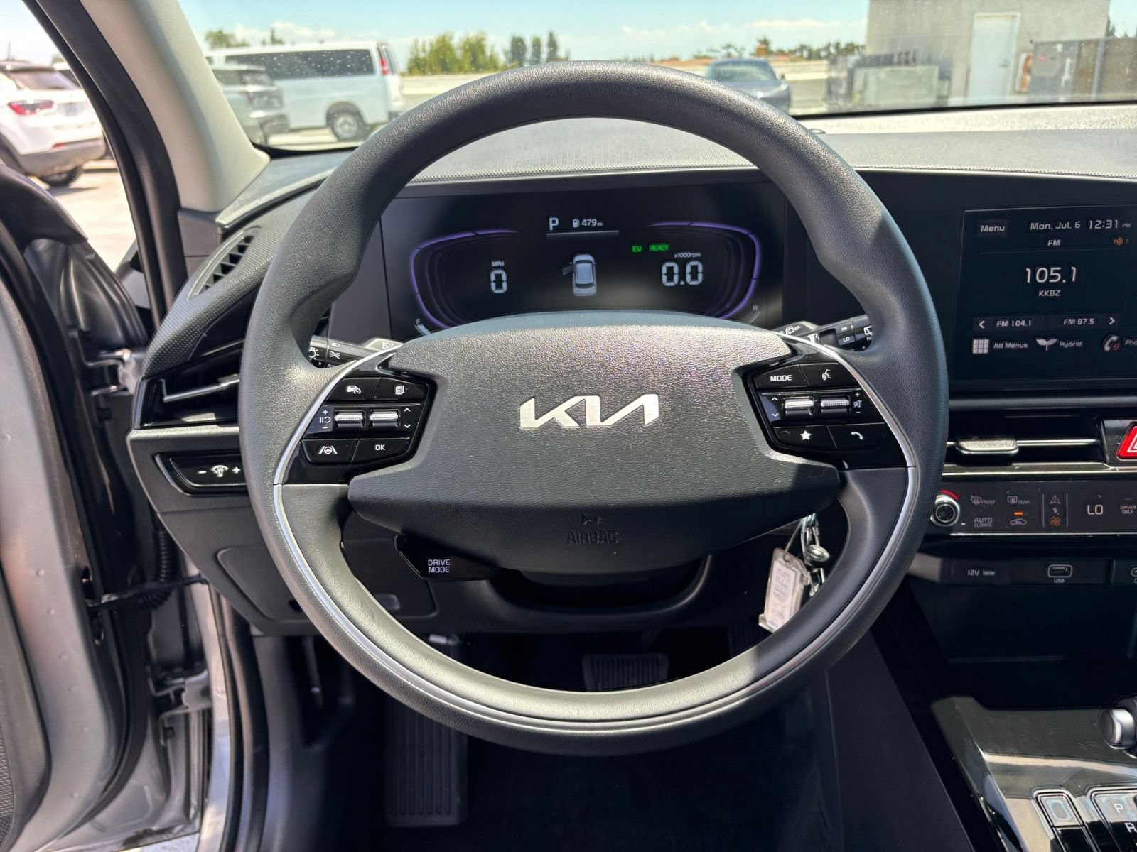 Thumbnail: 2026 Kia Niro - 25