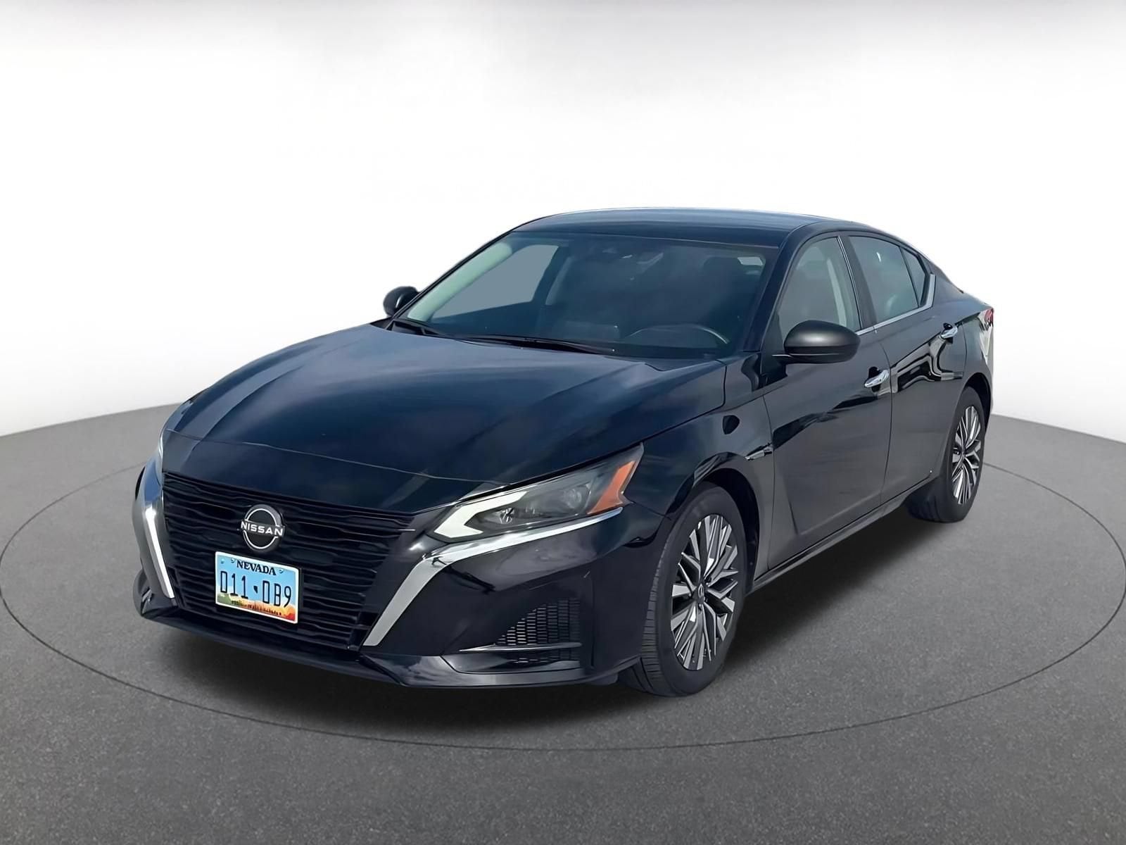 Thumbnail: 2025 Nissan Altima - 5