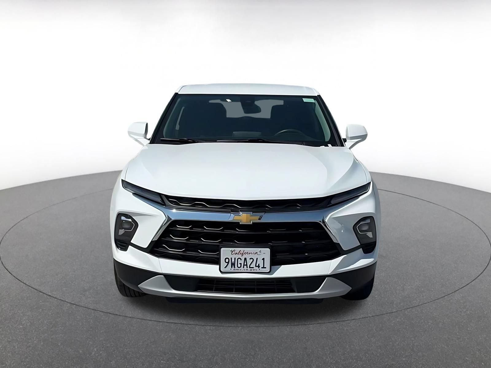 Thumbnail: 2026 Chevrolet Blazer - 4