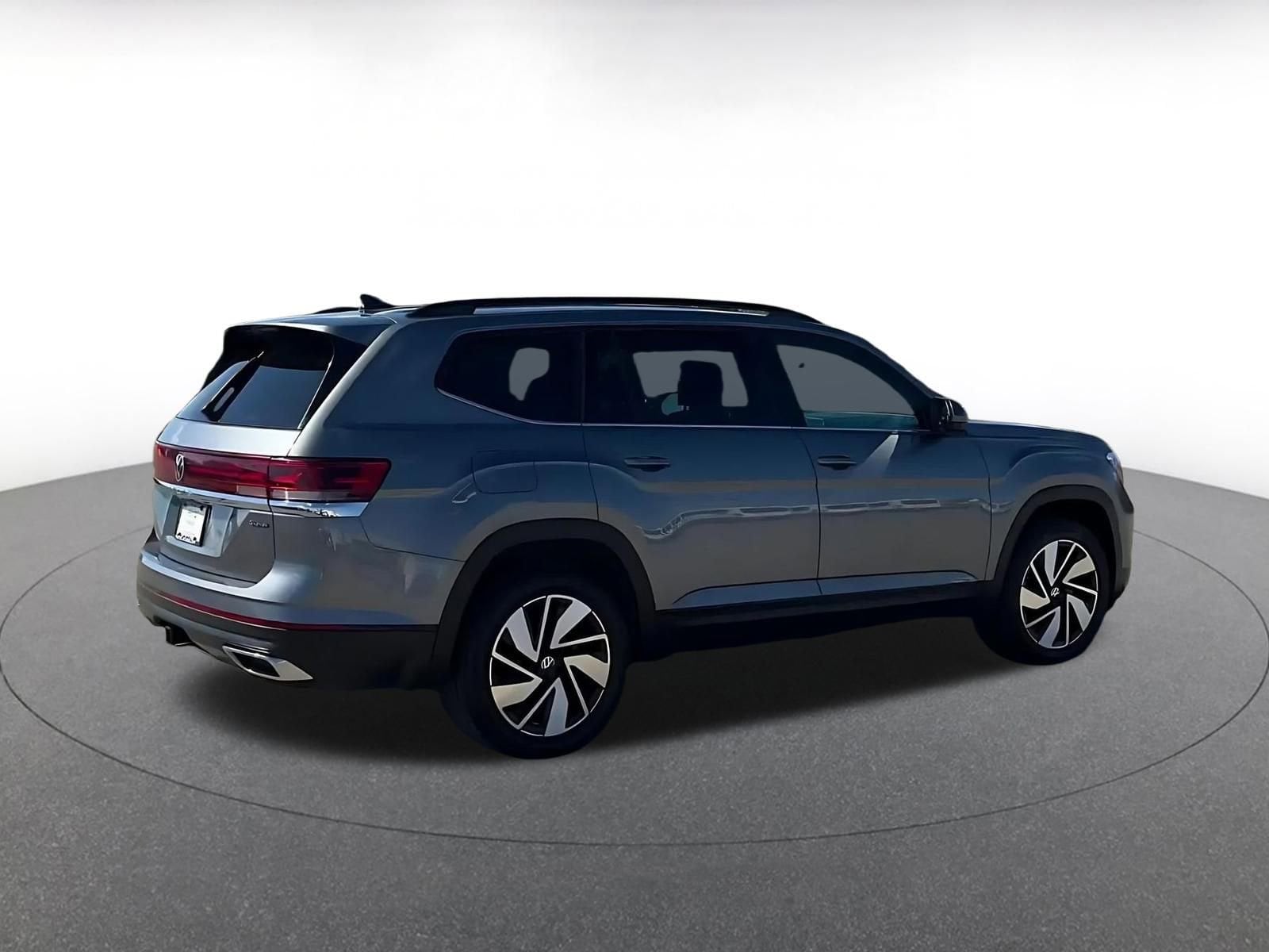 Thumbnail: 2024 Volkswagen Atlas - 15