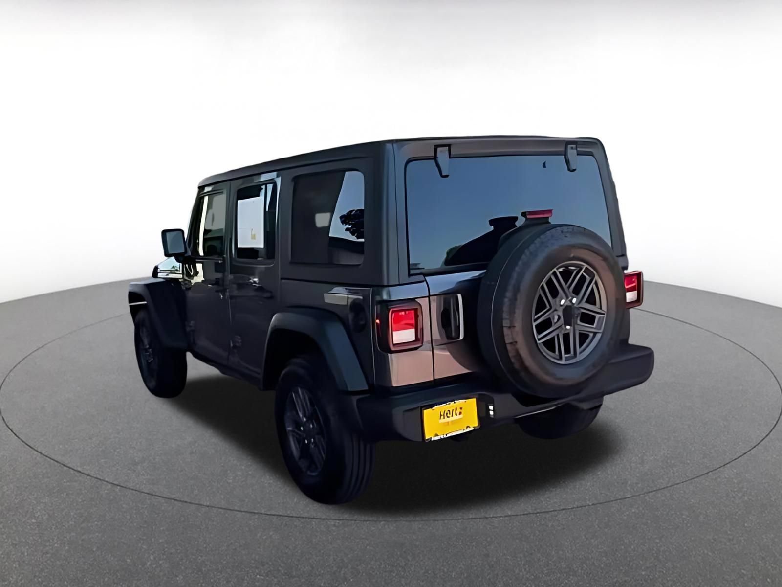 Thumbnail: 2025 Jeep Wrangler - 16