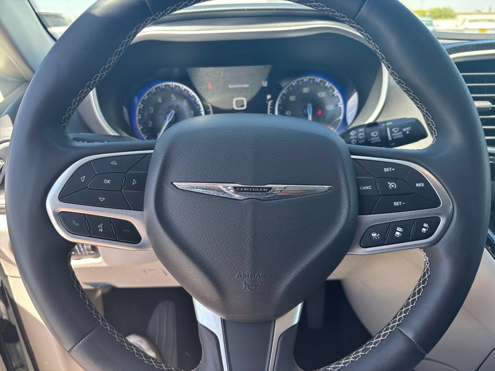 Thumbnail: 2024 Chrysler Pacifica - 28