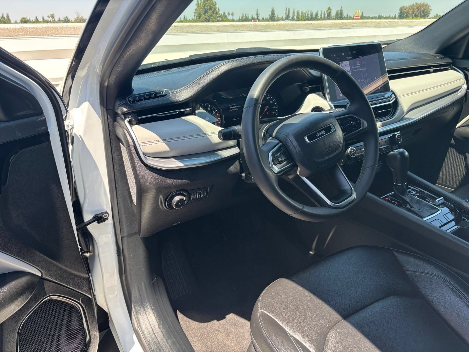 Thumbnail: 2025 Jeep Compass - 34