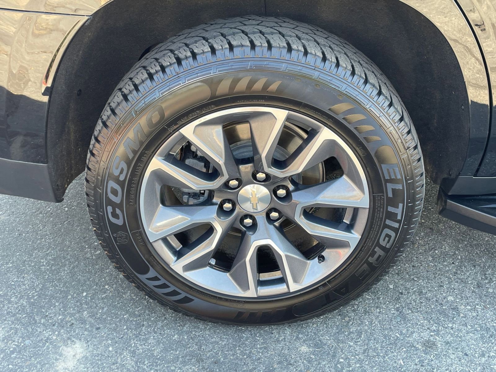 Thumbnail: 2023 Chevrolet Tahoe - 33