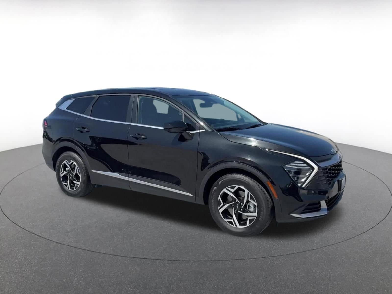 Thumbnail: 2025 Kia Sportage - 2