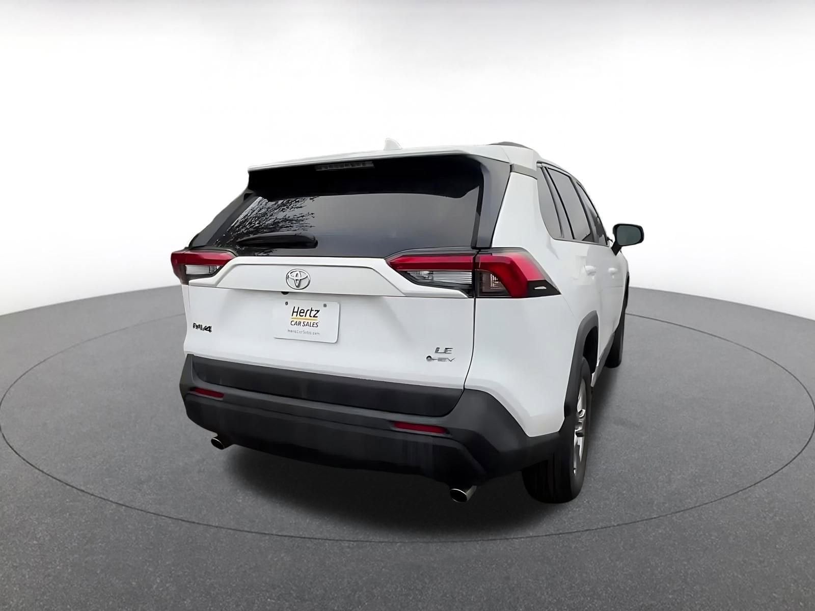 Thumbnail: 2025 Toyota RAV4 - 12