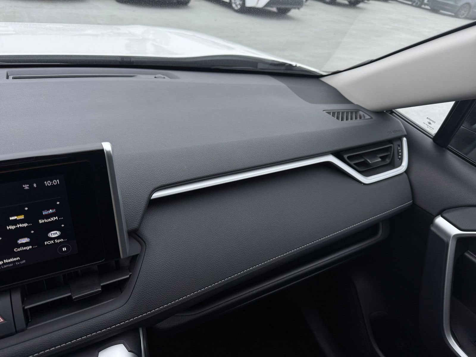 Thumbnail: 2025 Toyota RAV4 - 35