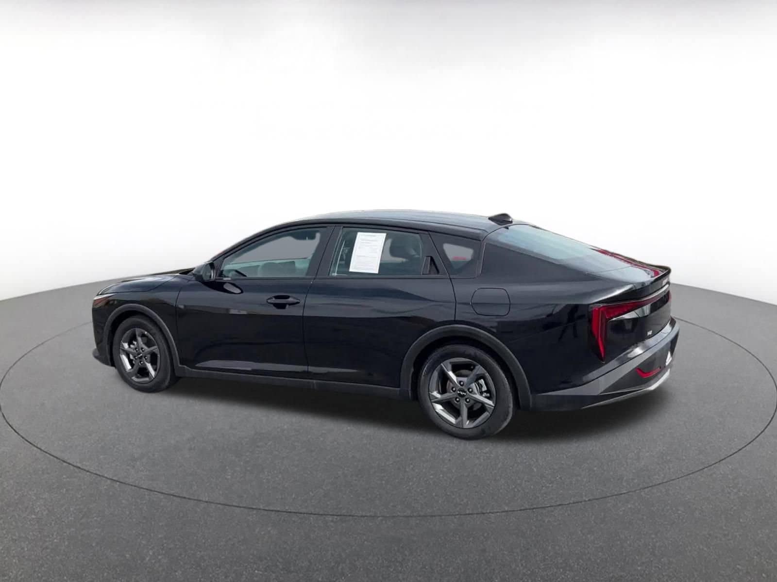 Thumbnail: 2025 Kia K4 - 10