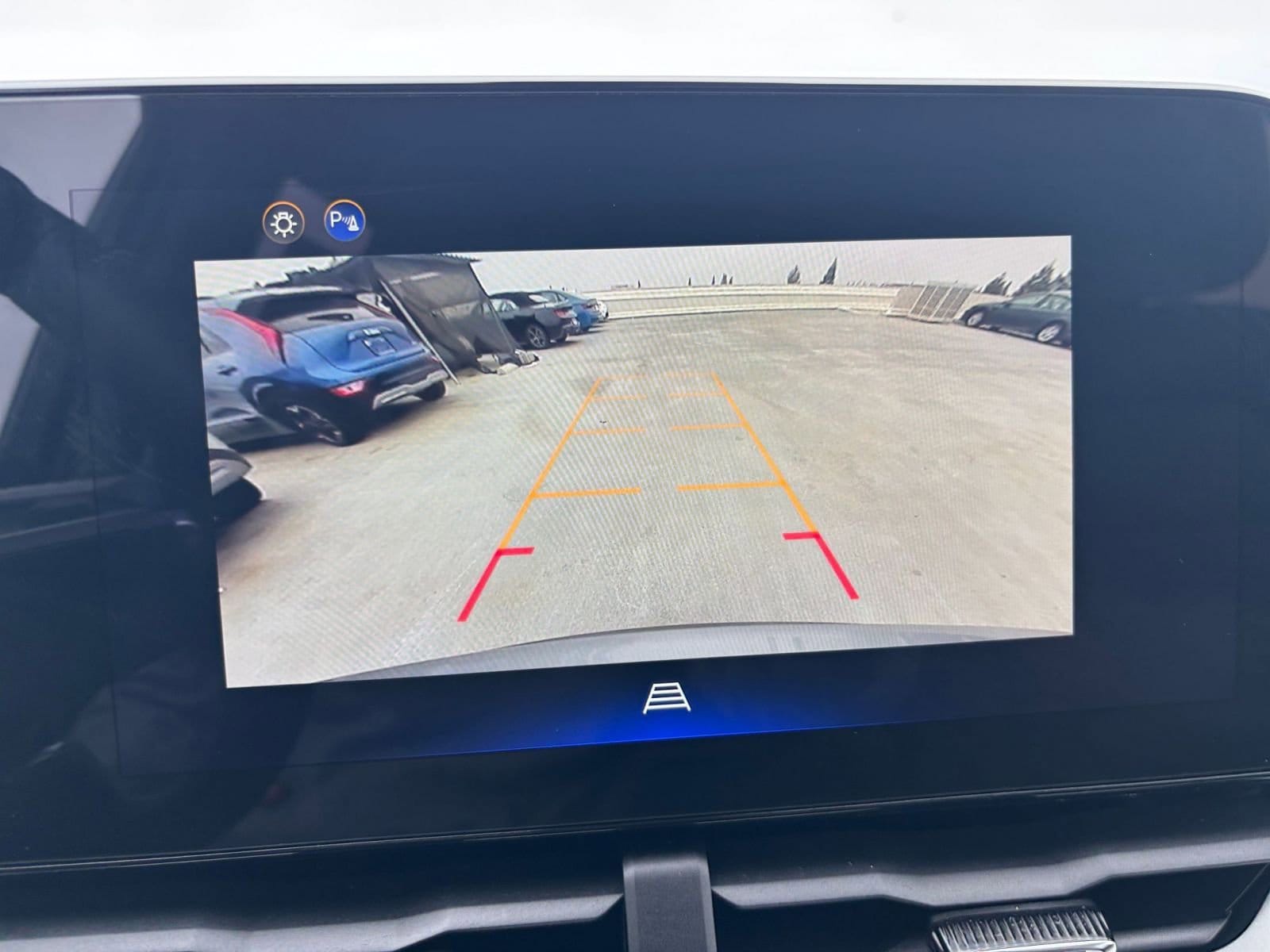 Thumbnail: 2025 Chevrolet Equinox - 17