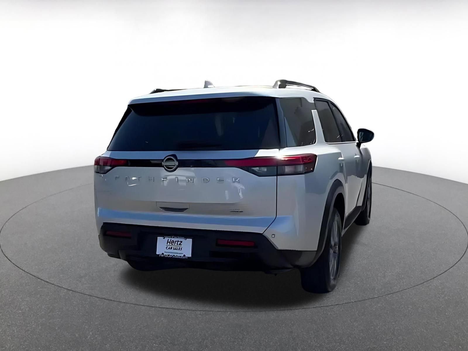 Thumbnail: 2025 Nissan Pathfinder - 14