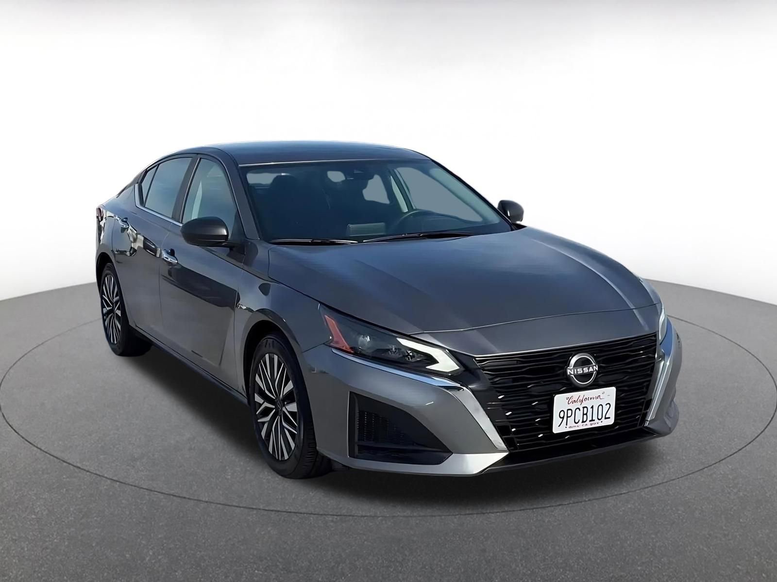 Thumbnail: 2025 Nissan Altima - 3