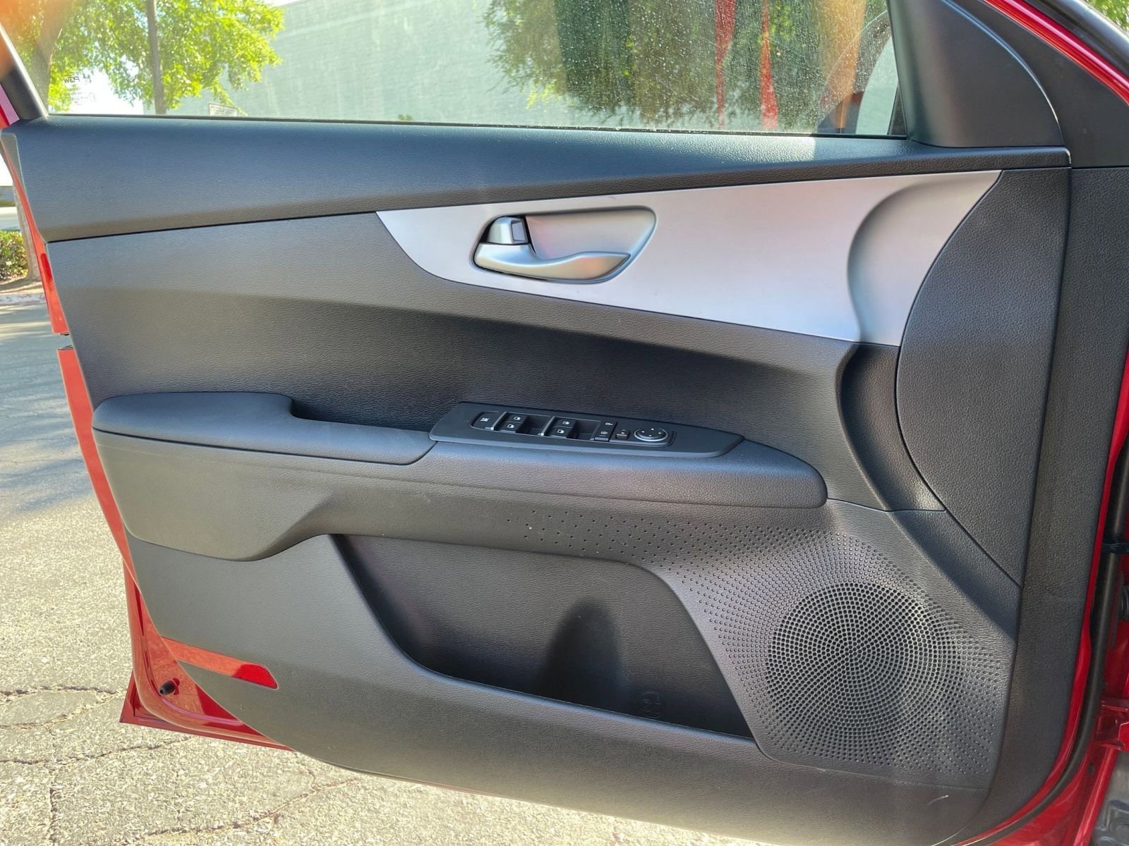Thumbnail: 2024 Kia Forte - 20