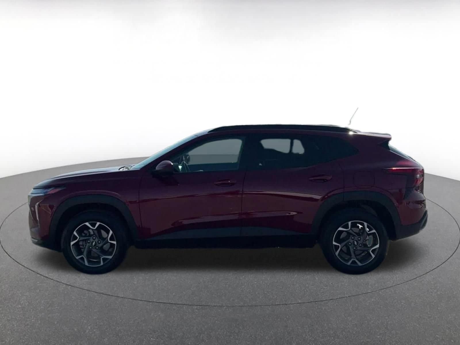 Thumbnail: 2025 Chevrolet Trax - 7