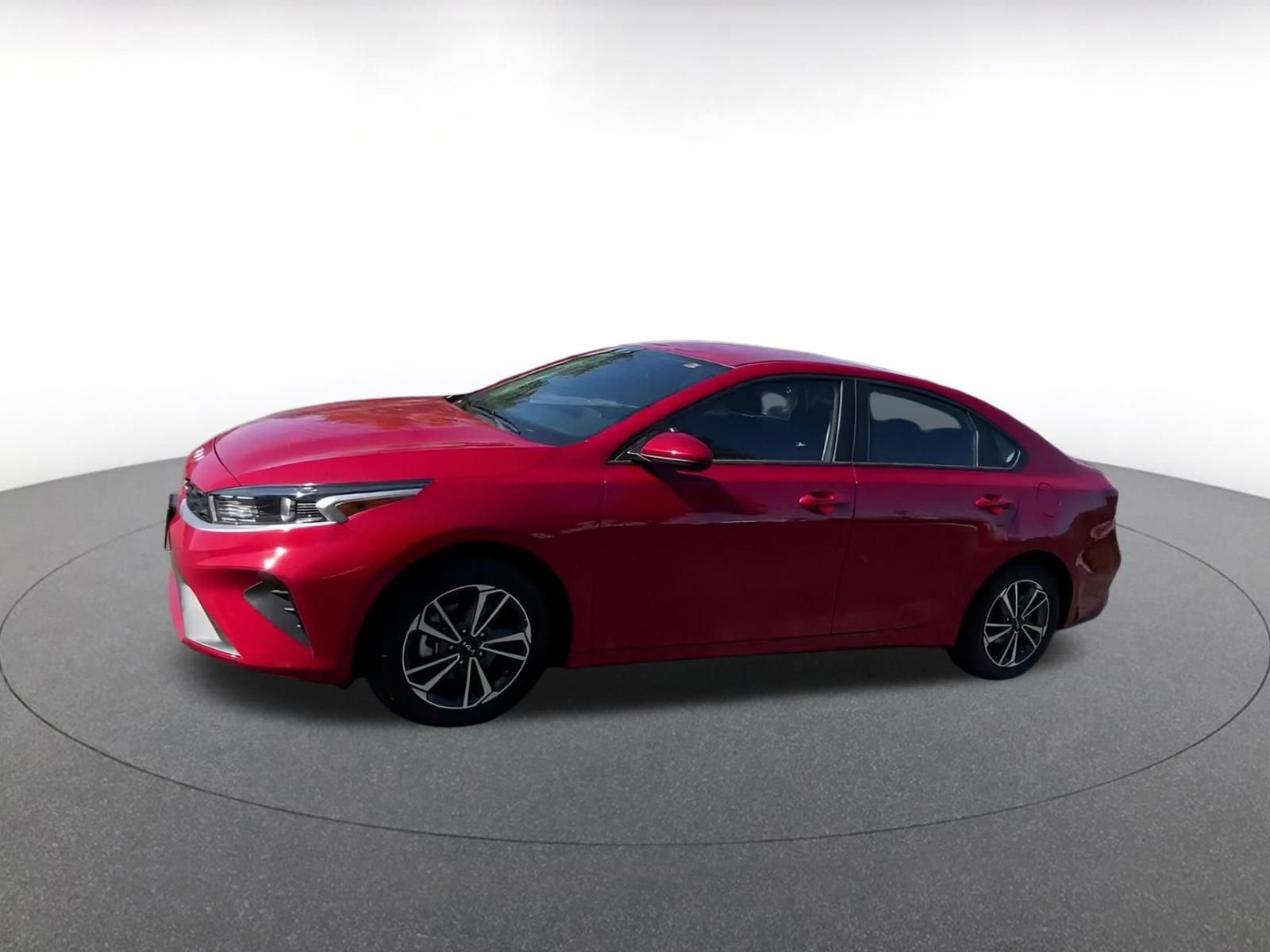 Thumbnail: 2024 Kia Forte - 6