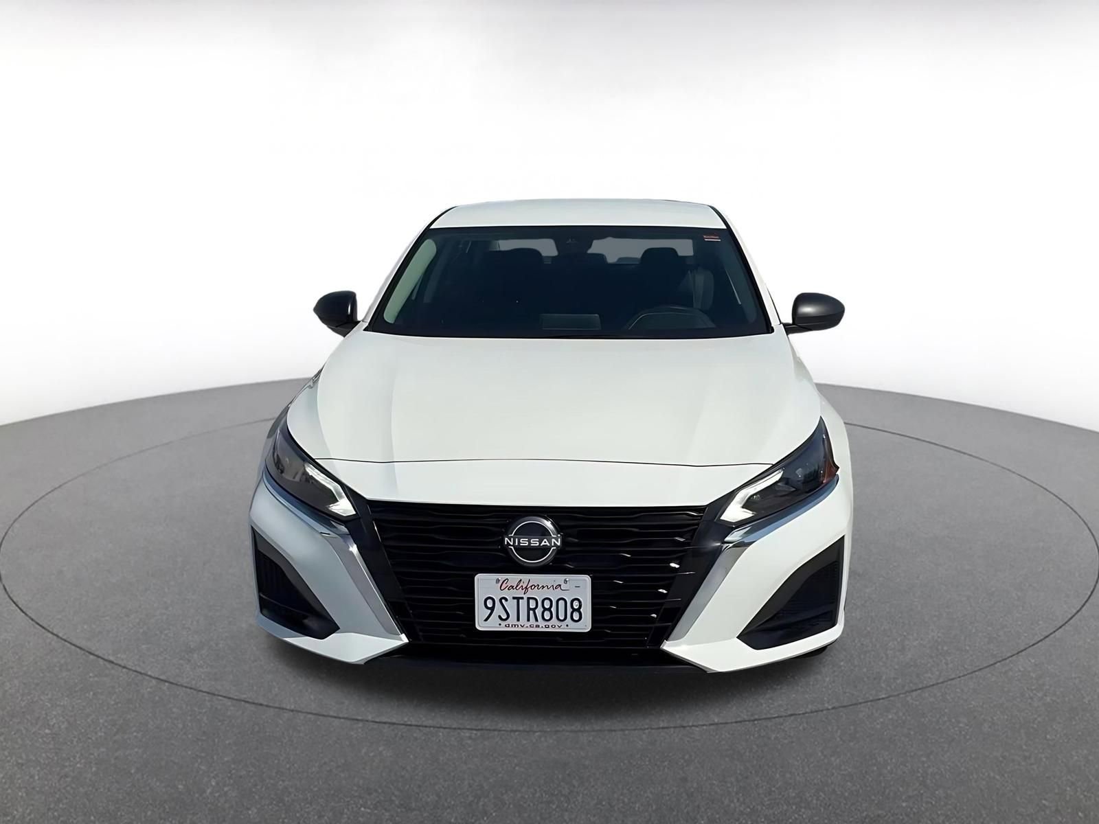 Thumbnail: 2025 Nissan Altima - 4
