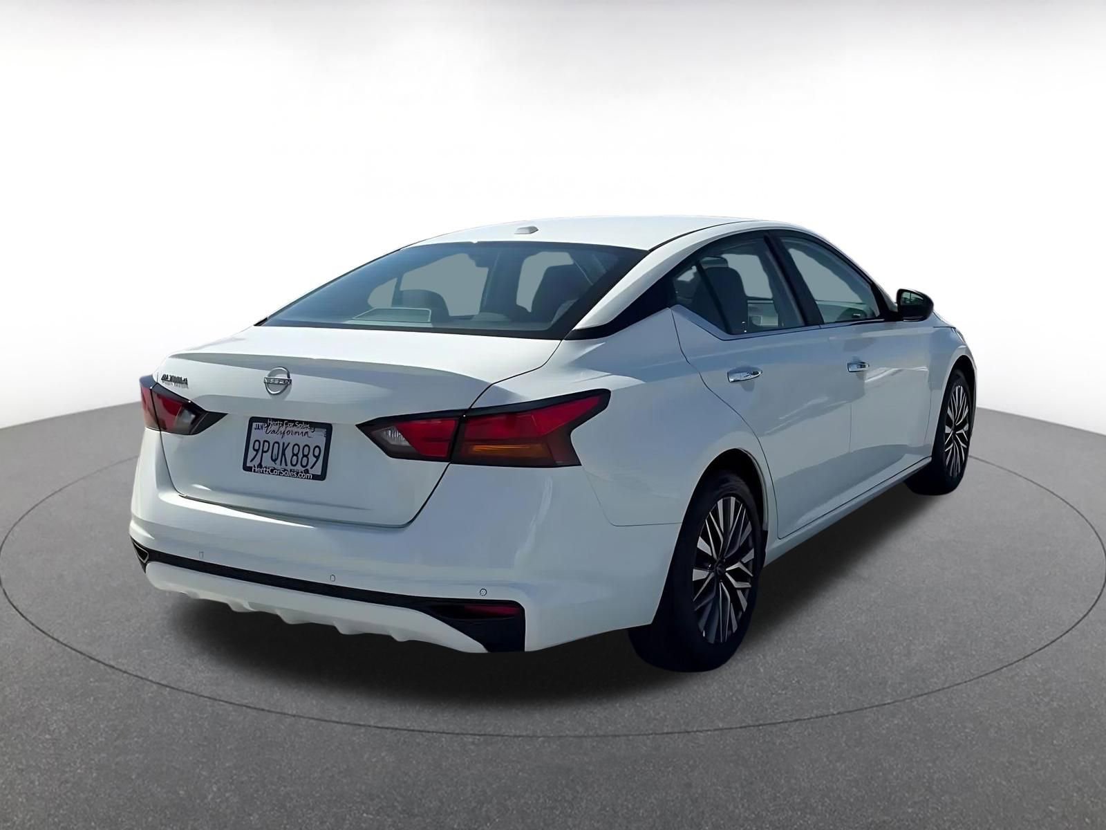 Thumbnail: 2025 Nissan Altima - 14