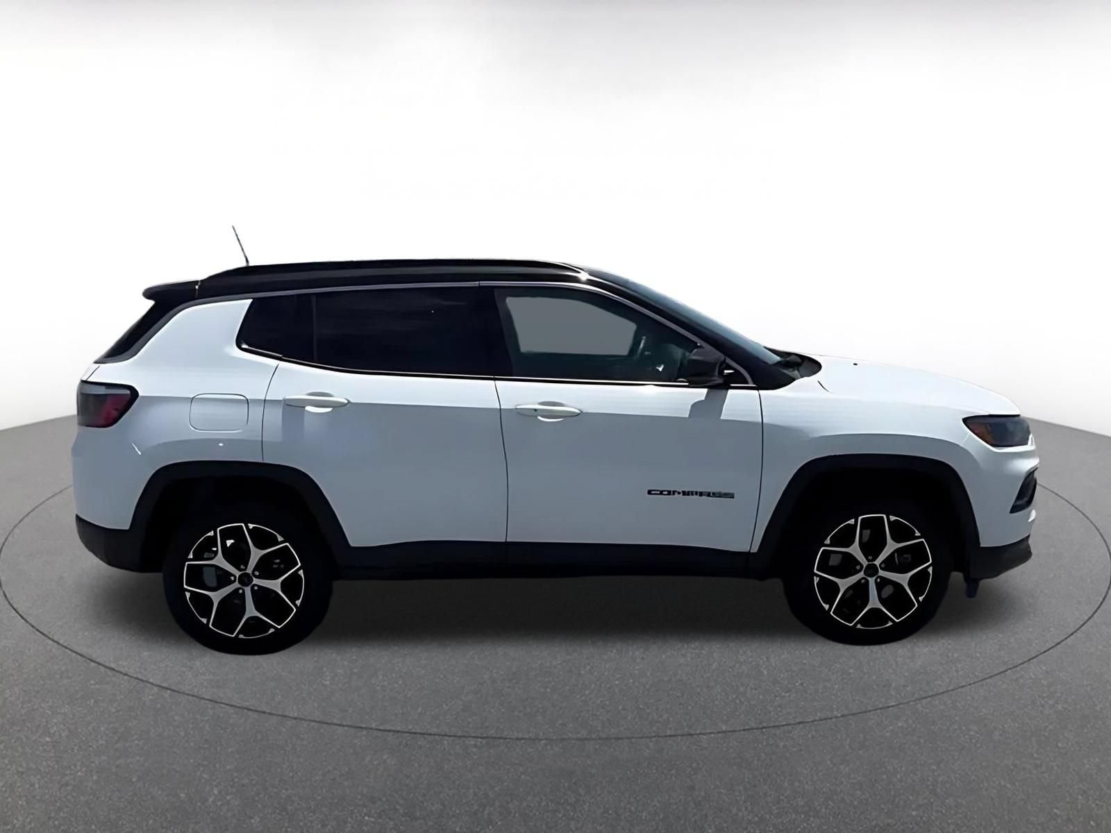 Thumbnail: 2025 Jeep Compass - 15