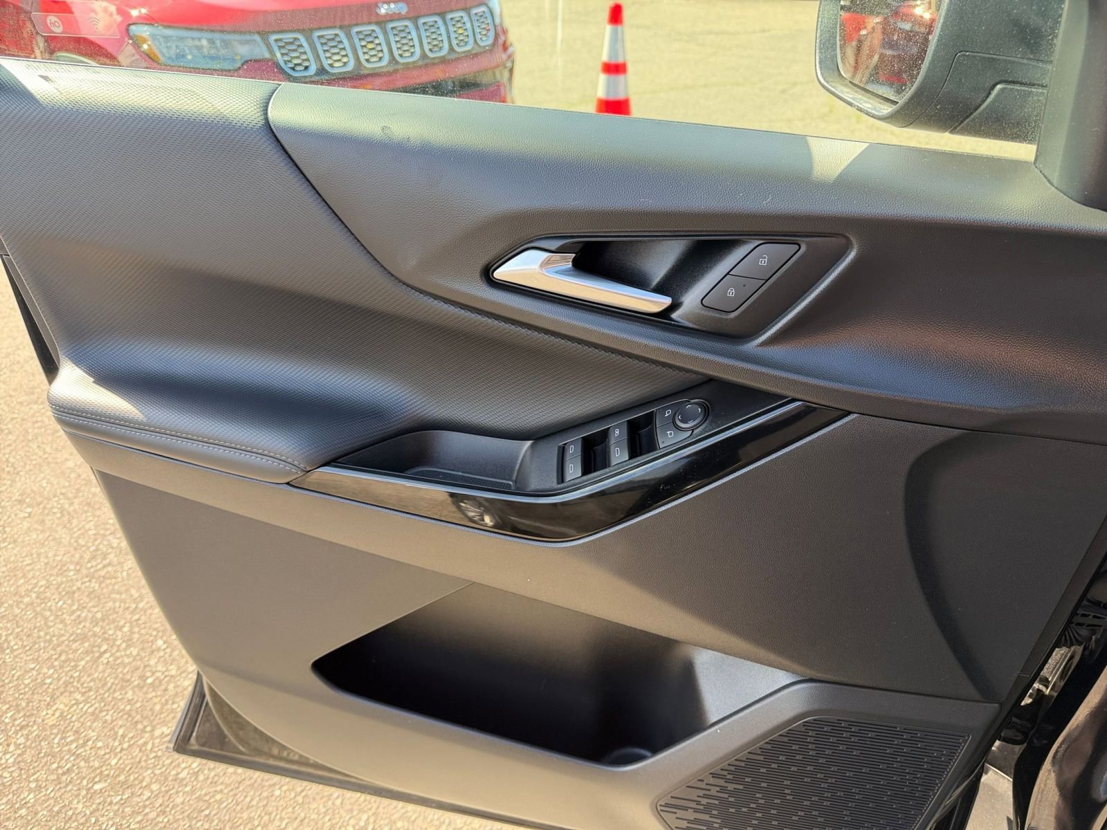 Thumbnail: 2025 Chevrolet Equinox - 20