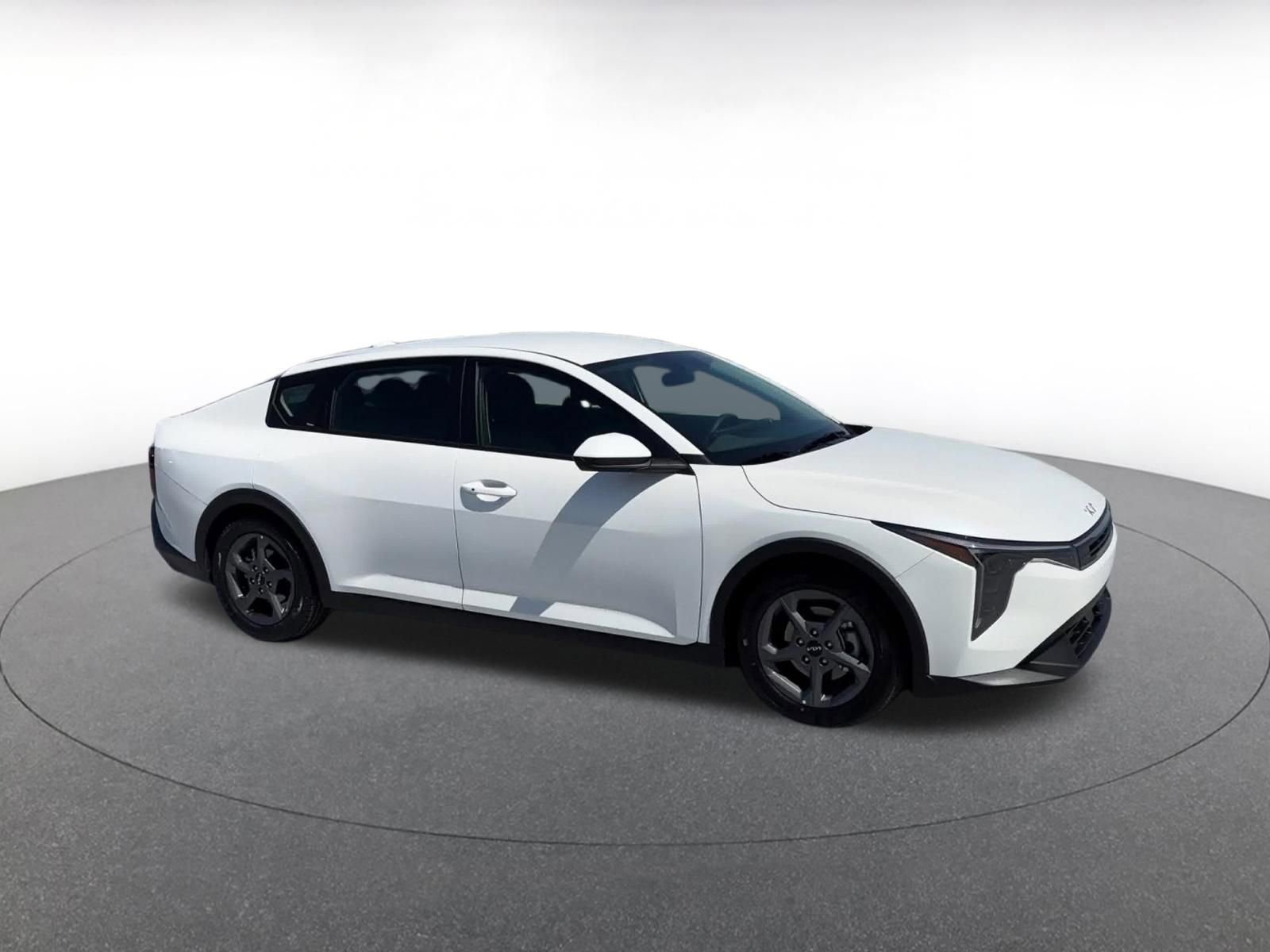 Thumbnail: 2025 Kia K4 - 2