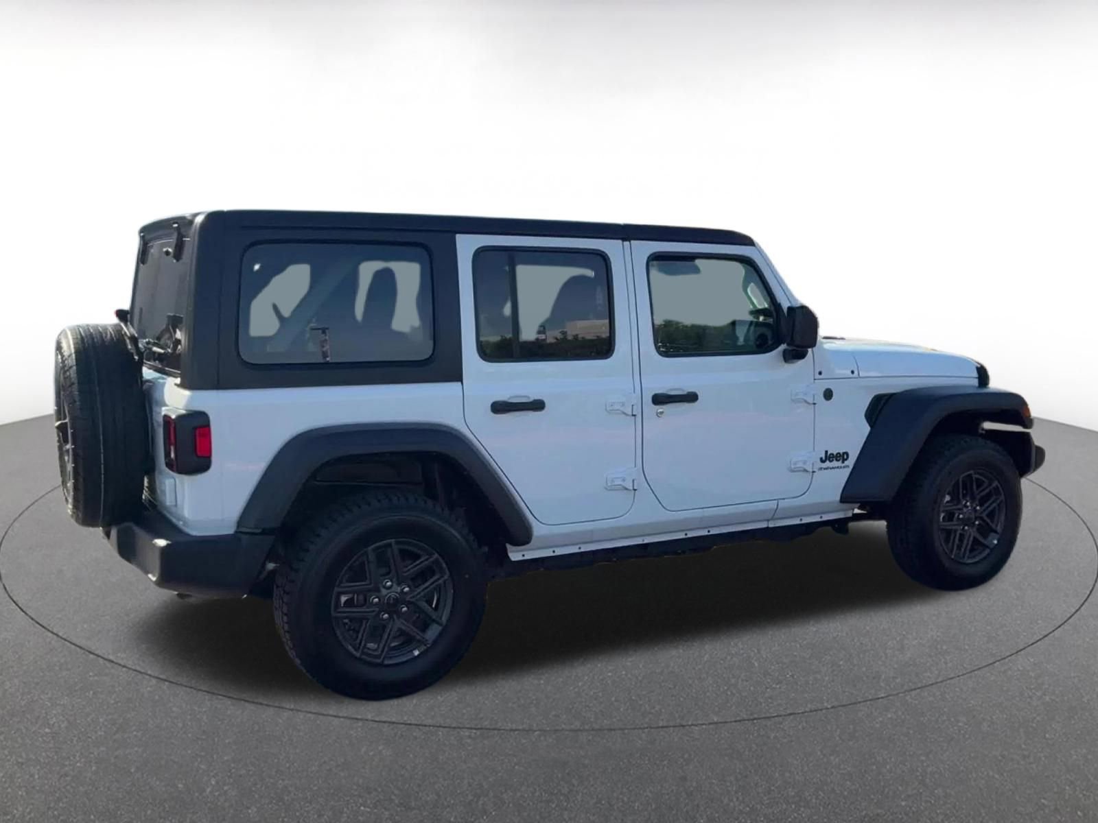 Thumbnail: 2025 Jeep Wrangler - 15