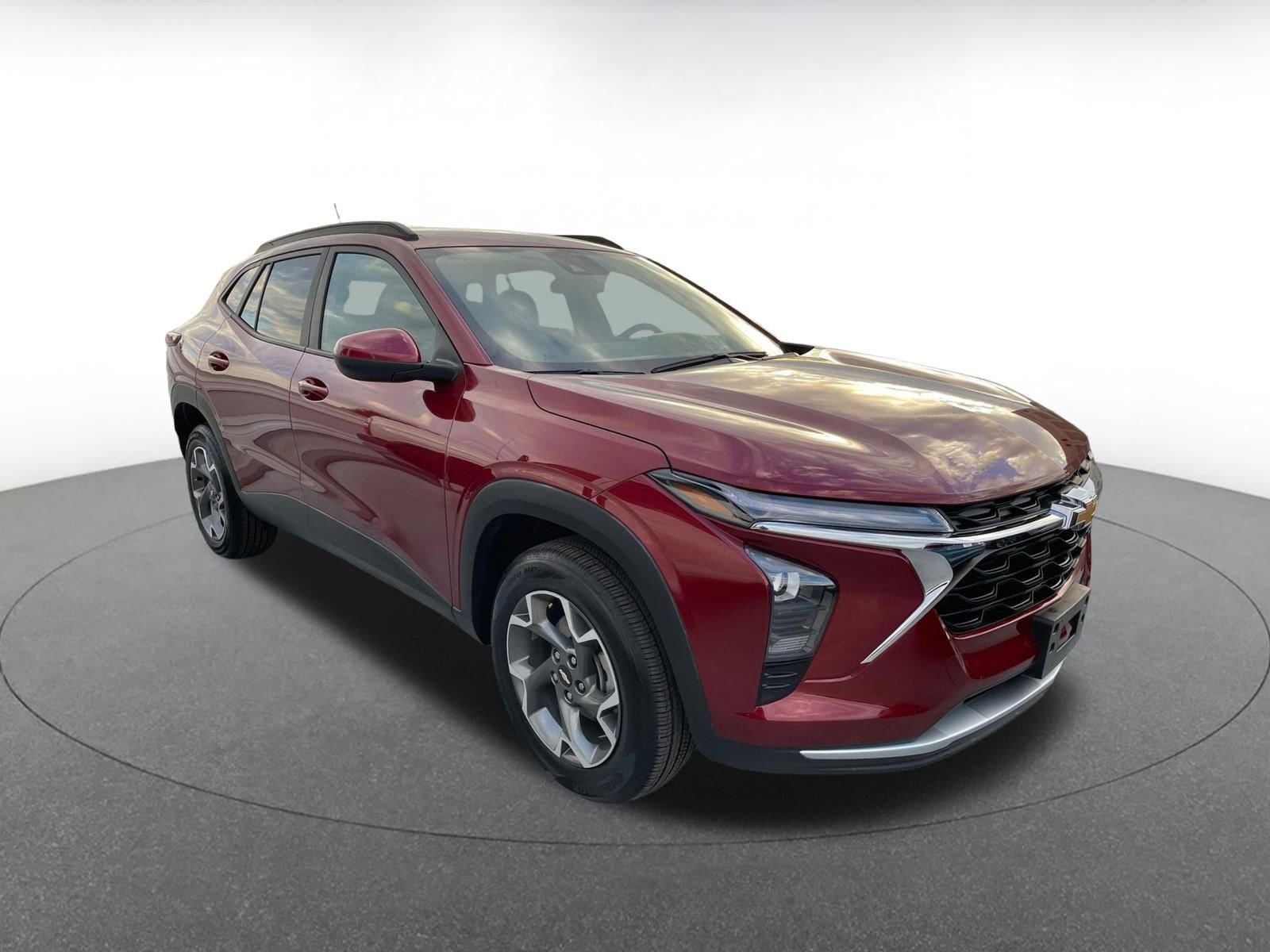 Thumbnail: 2025 Chevrolet Trax - 1