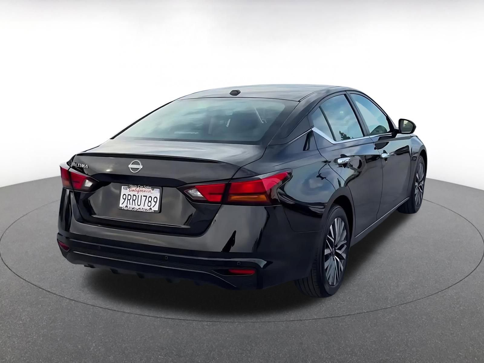 Thumbnail: 2025 Nissan Altima - 14