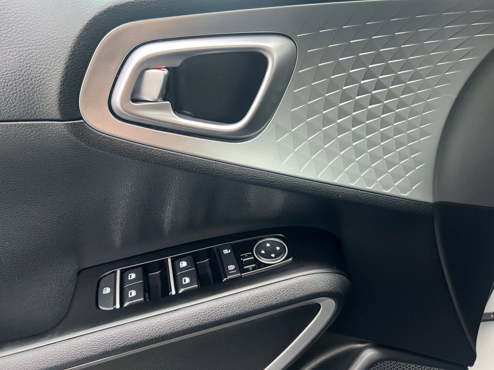 Thumbnail: 2025 Kia Soul - 18