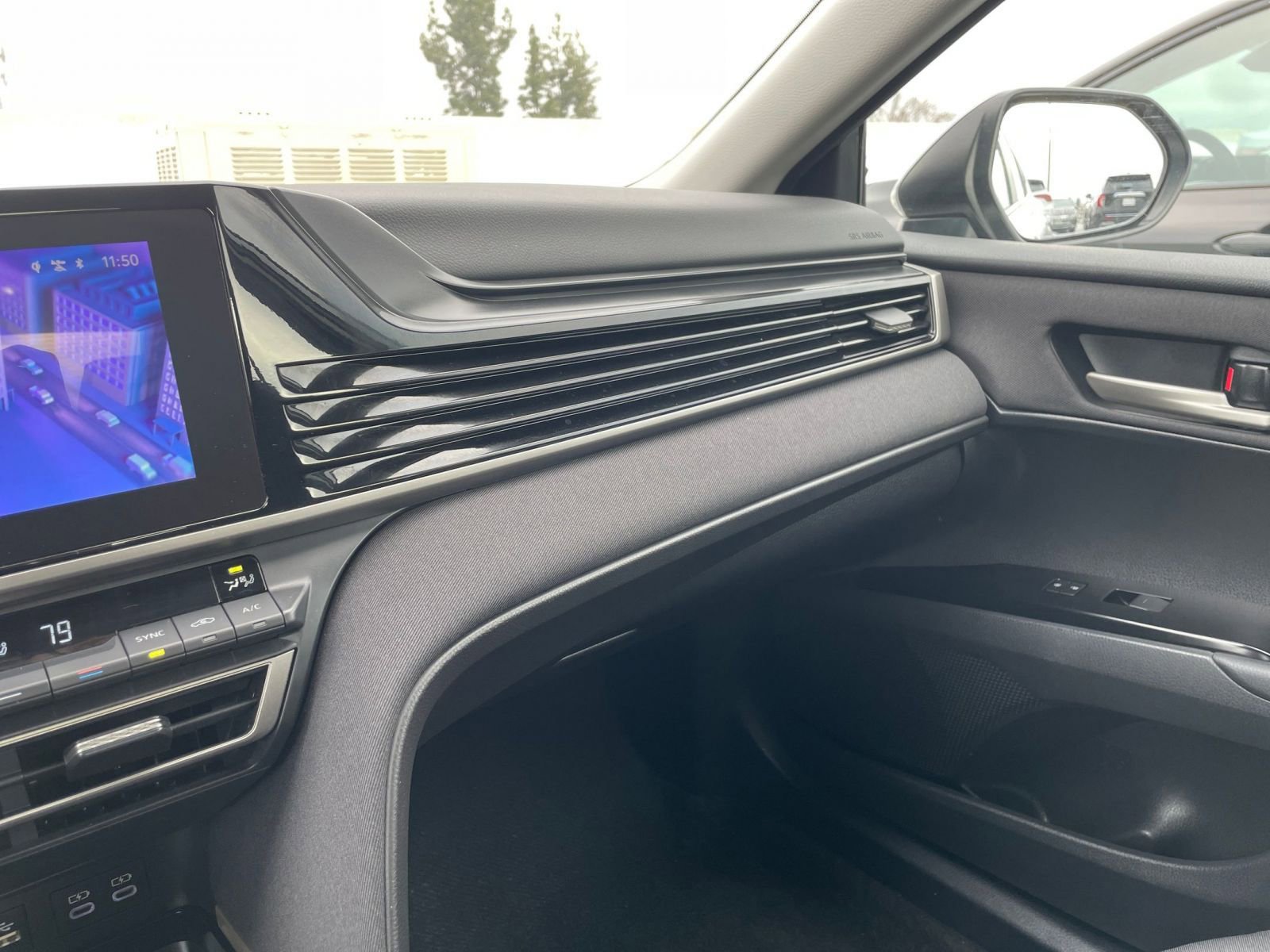 Thumbnail: 2025 Toyota Camry - 33