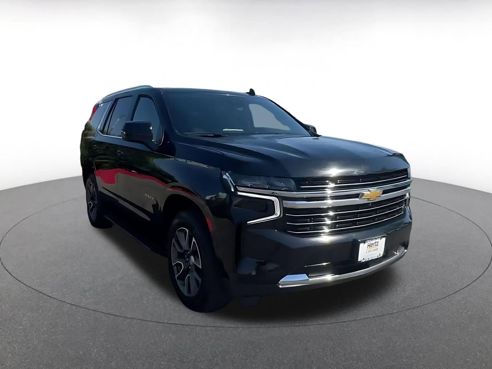Thumbnail: 2023 Chevrolet Tahoe - 3