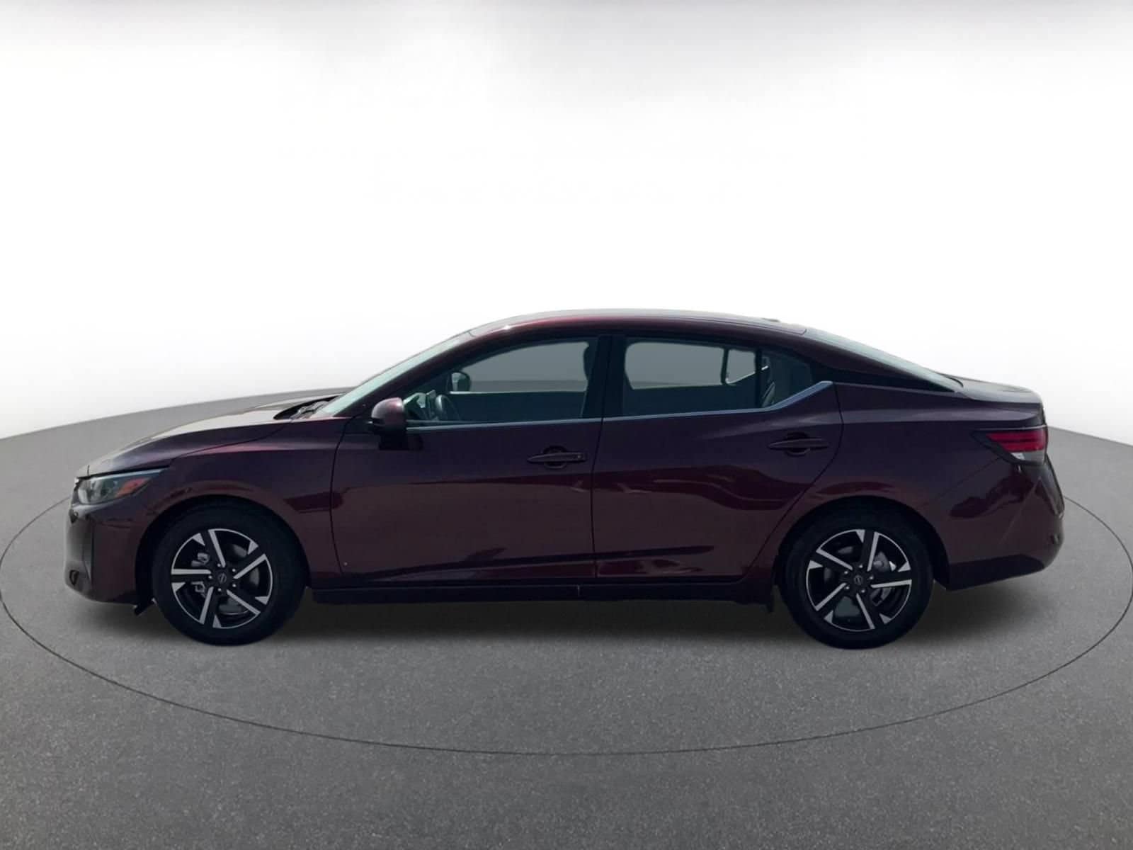 Thumbnail: 2025 Nissan Sentra - 9