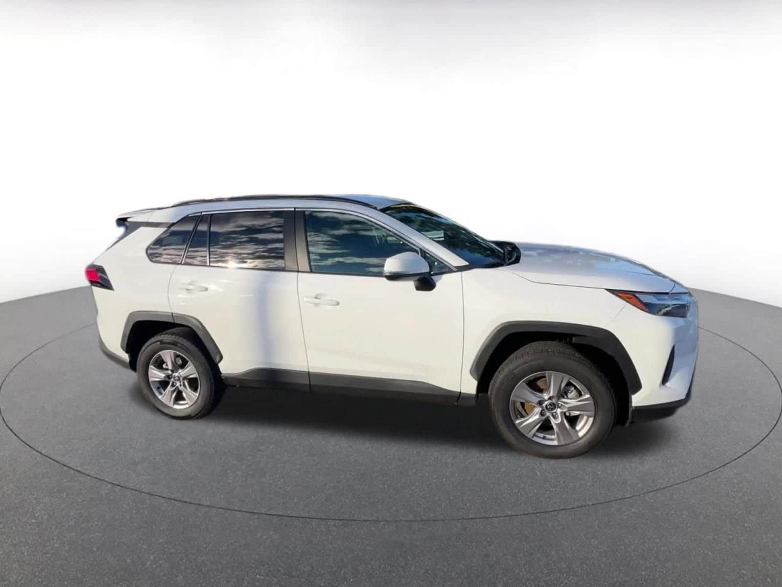 Thumbnail: 2025 Toyota RAV4 - 2