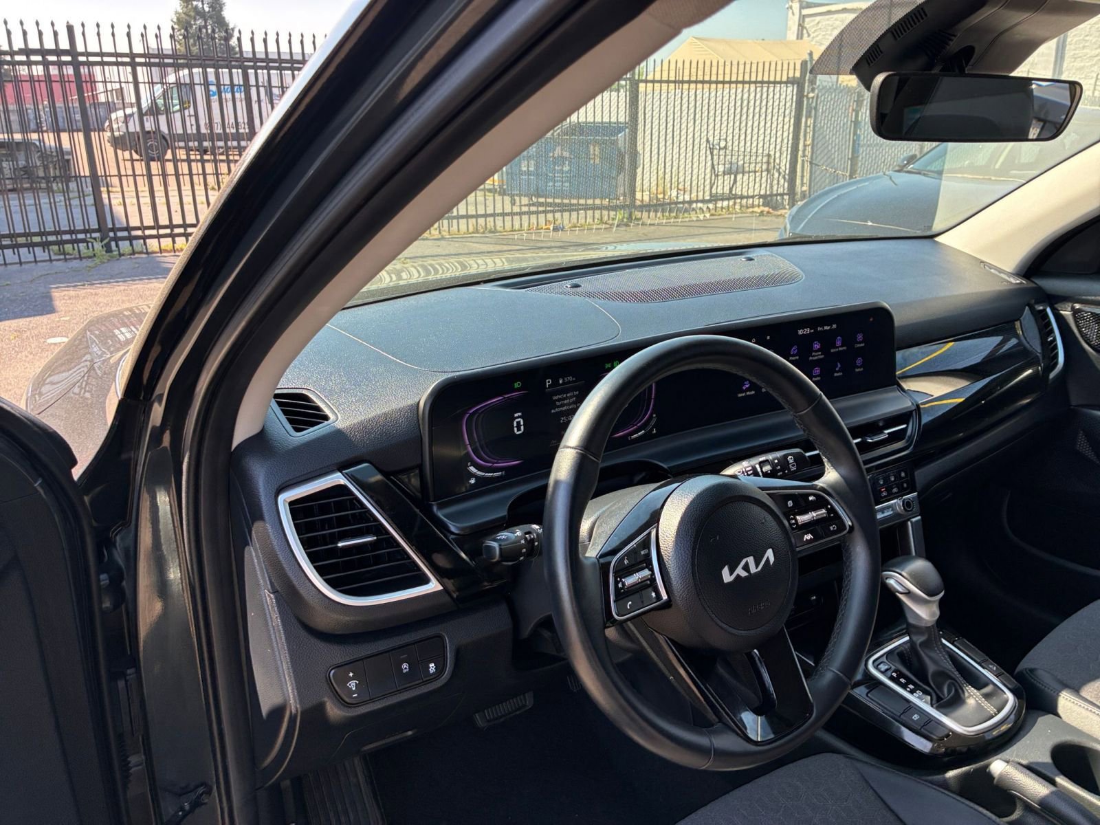 Thumbnail: 2025 Kia Seltos - 33