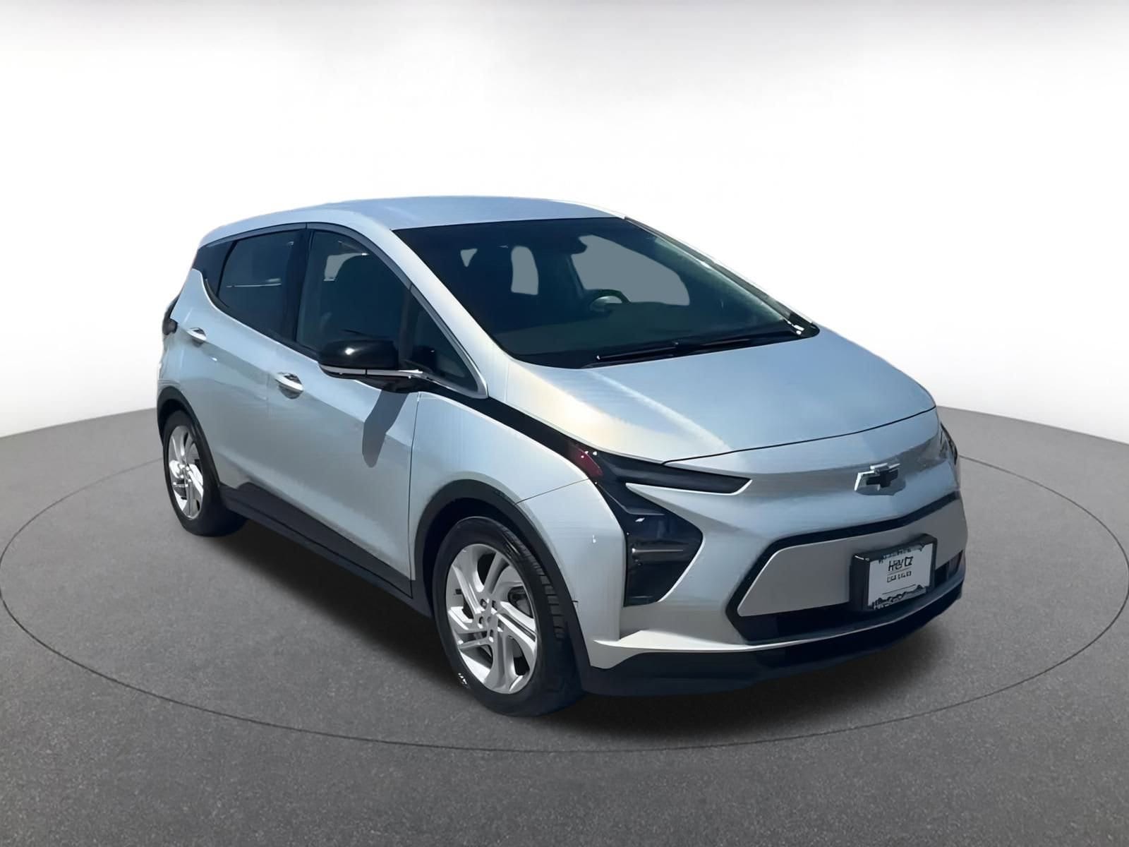 Thumbnail: 2023 Chevrolet Bolt EV - 3