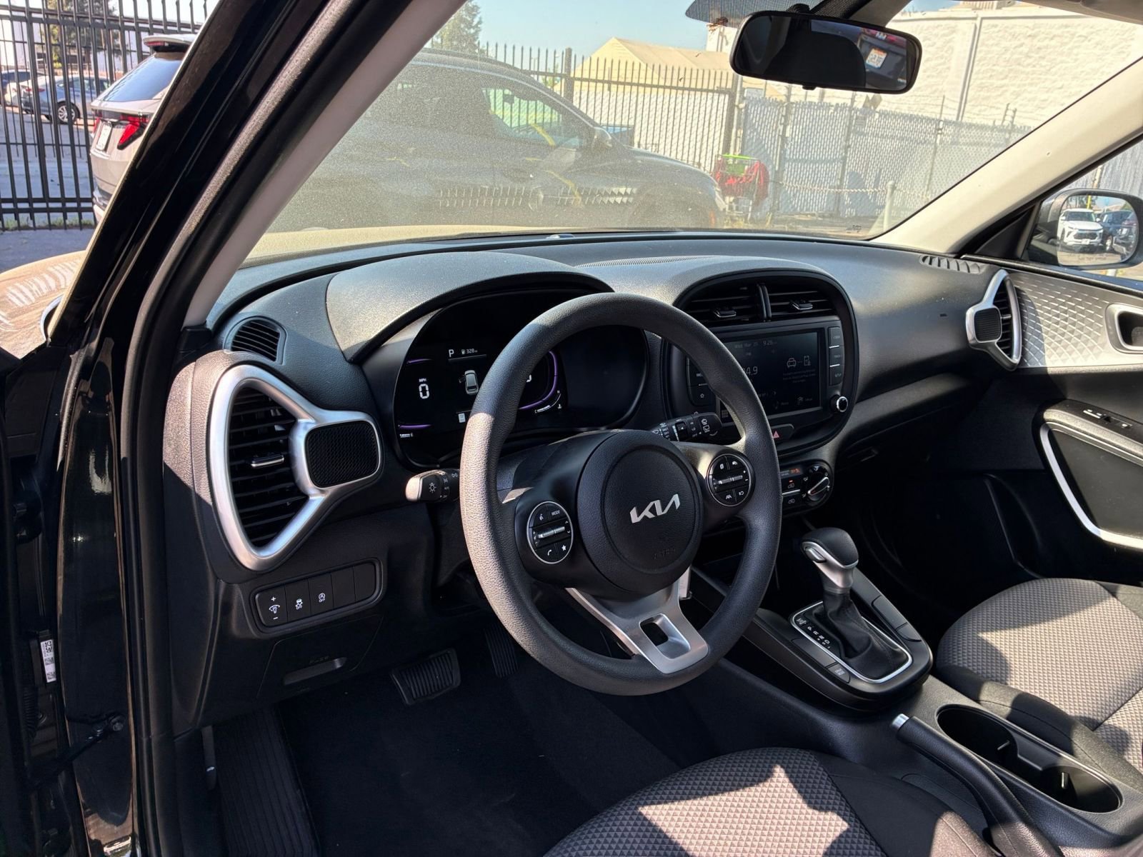 Thumbnail: 2025 Kia Soul - 32