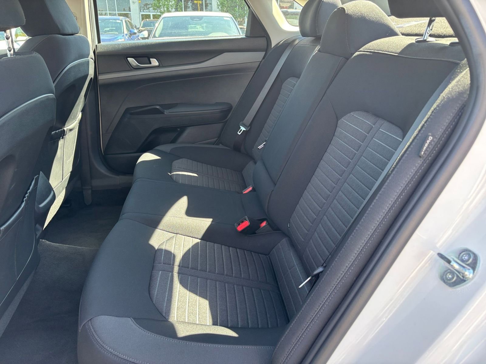 Thumbnail: 2025 Kia K5 - 25