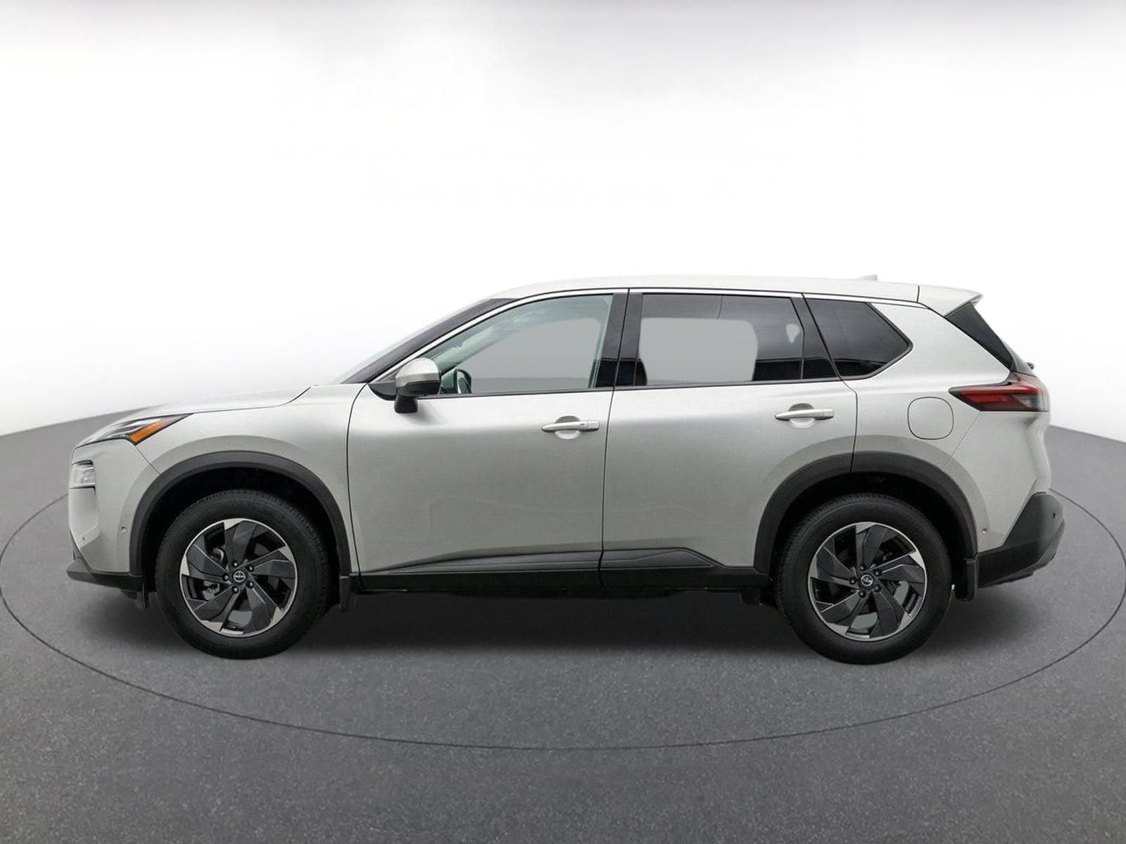 Thumbnail: 2025 Nissan Rogue - 4